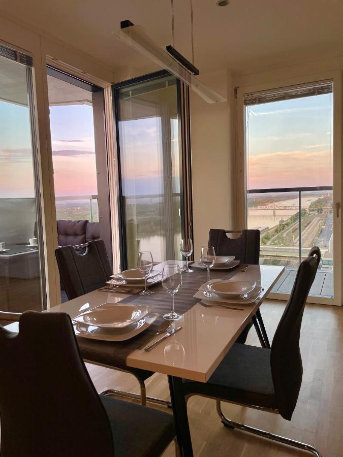 Luxury Waterfront Sky Residence Βιέννη Εξωτερικό φωτογραφία